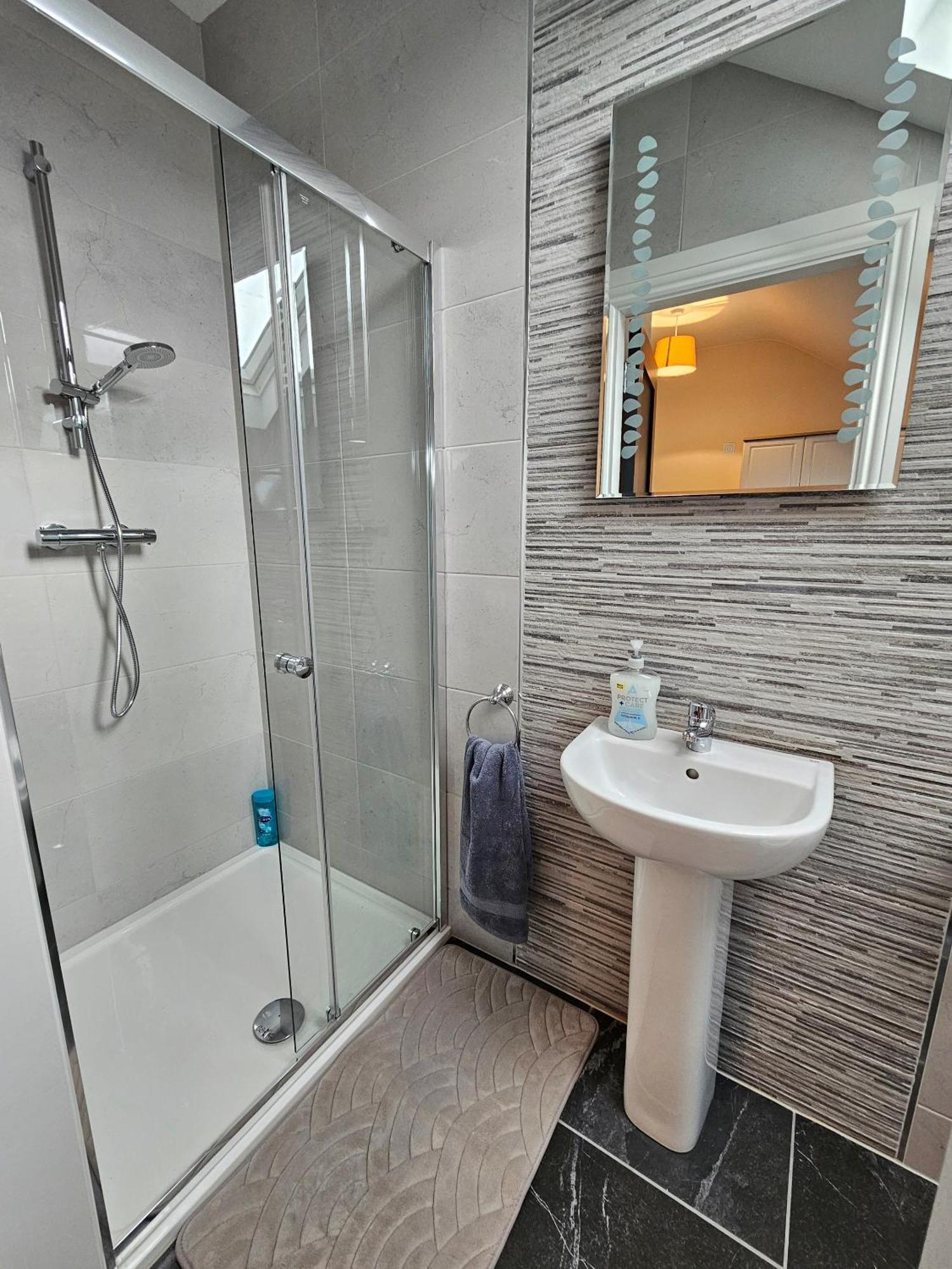 Dromod Suites ภายนอก รูปภาพ