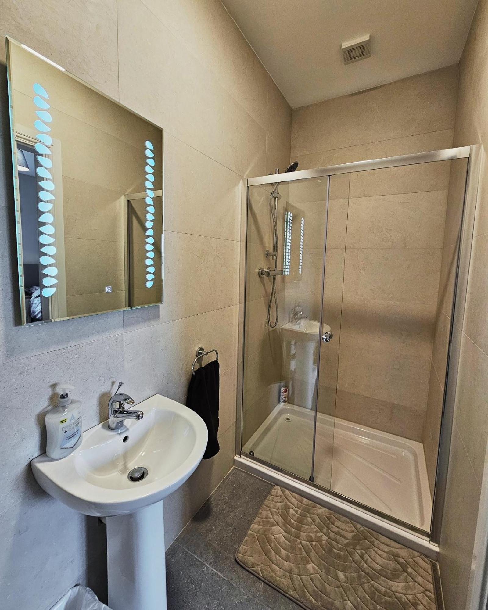 Dromod Suites ภายนอก รูปภาพ
